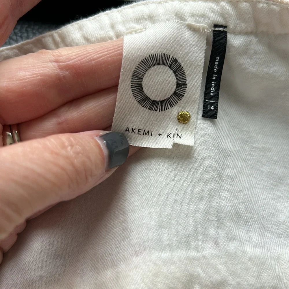 Anthropologie White Embroidered Tunic with Teal & Yellow Accents - Picture 11 of 15